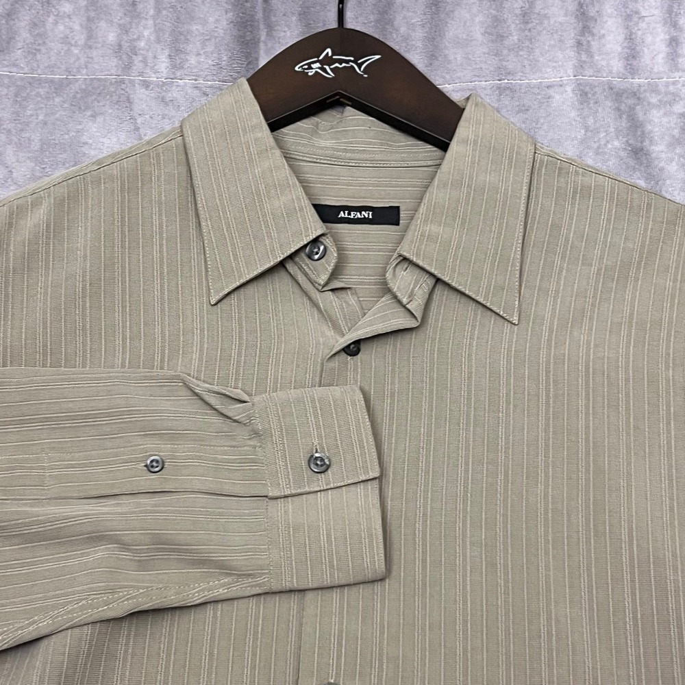 Alfani Button Down Men M Taupe New Textured Vertical Stripe Long Sleeve Shirt